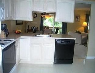 5th image of 847 Sunset Cir