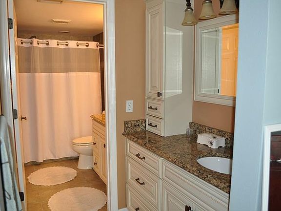 4th image of 5640 Sheffield Greene Cir