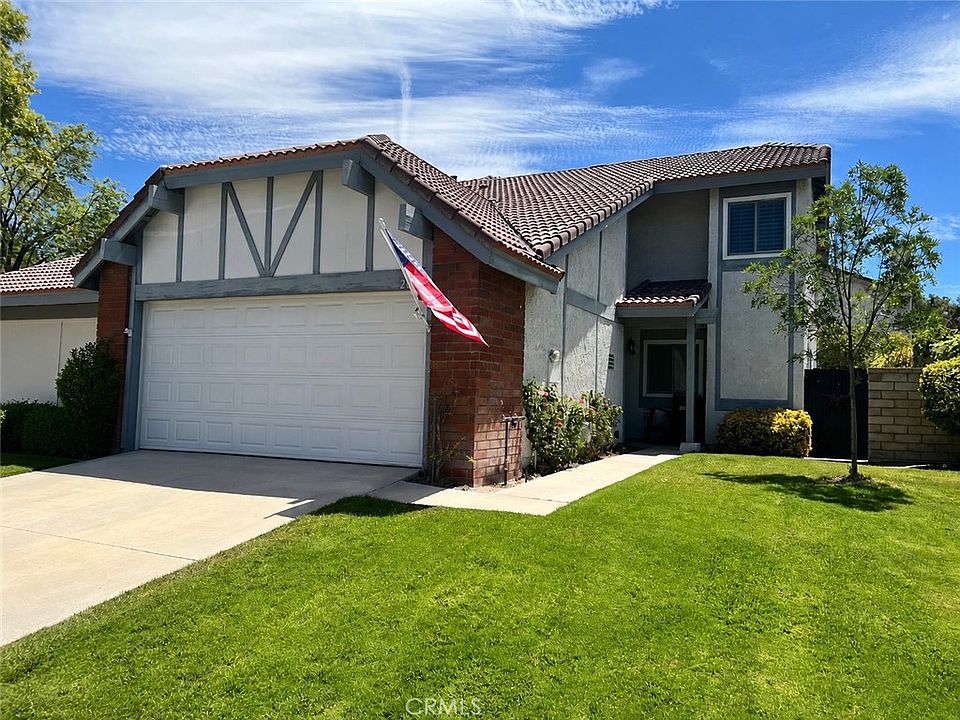 1st image of 28828 Loretta Ln