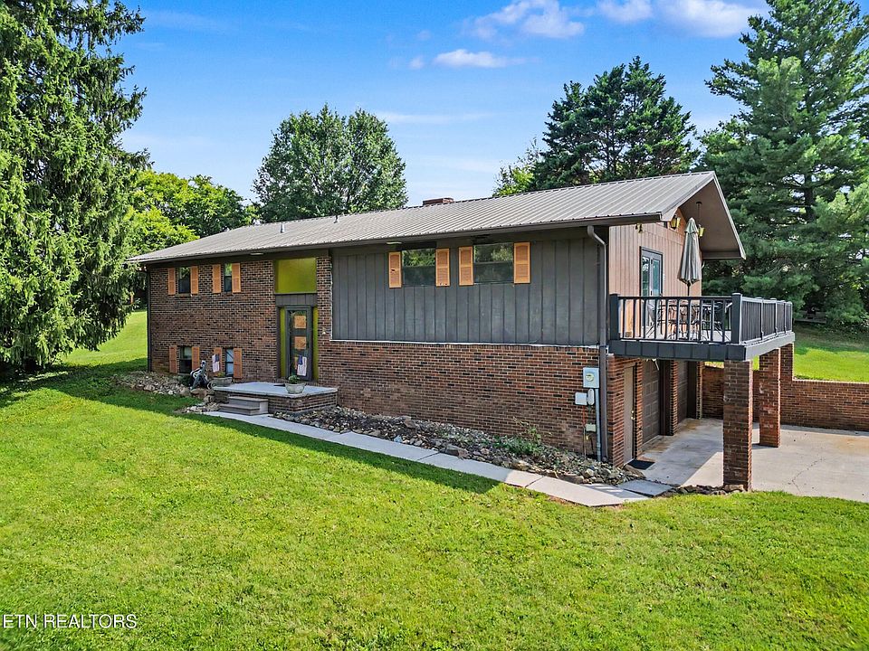 1st image of 3229 Clover Hill Ridge Rd