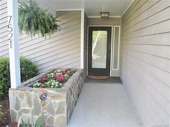 4th image of 7521 Sheffingdell Dr