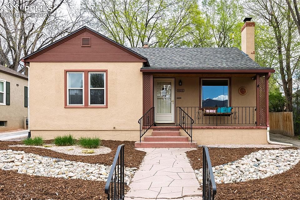 1st image of 811 N Foote Ave