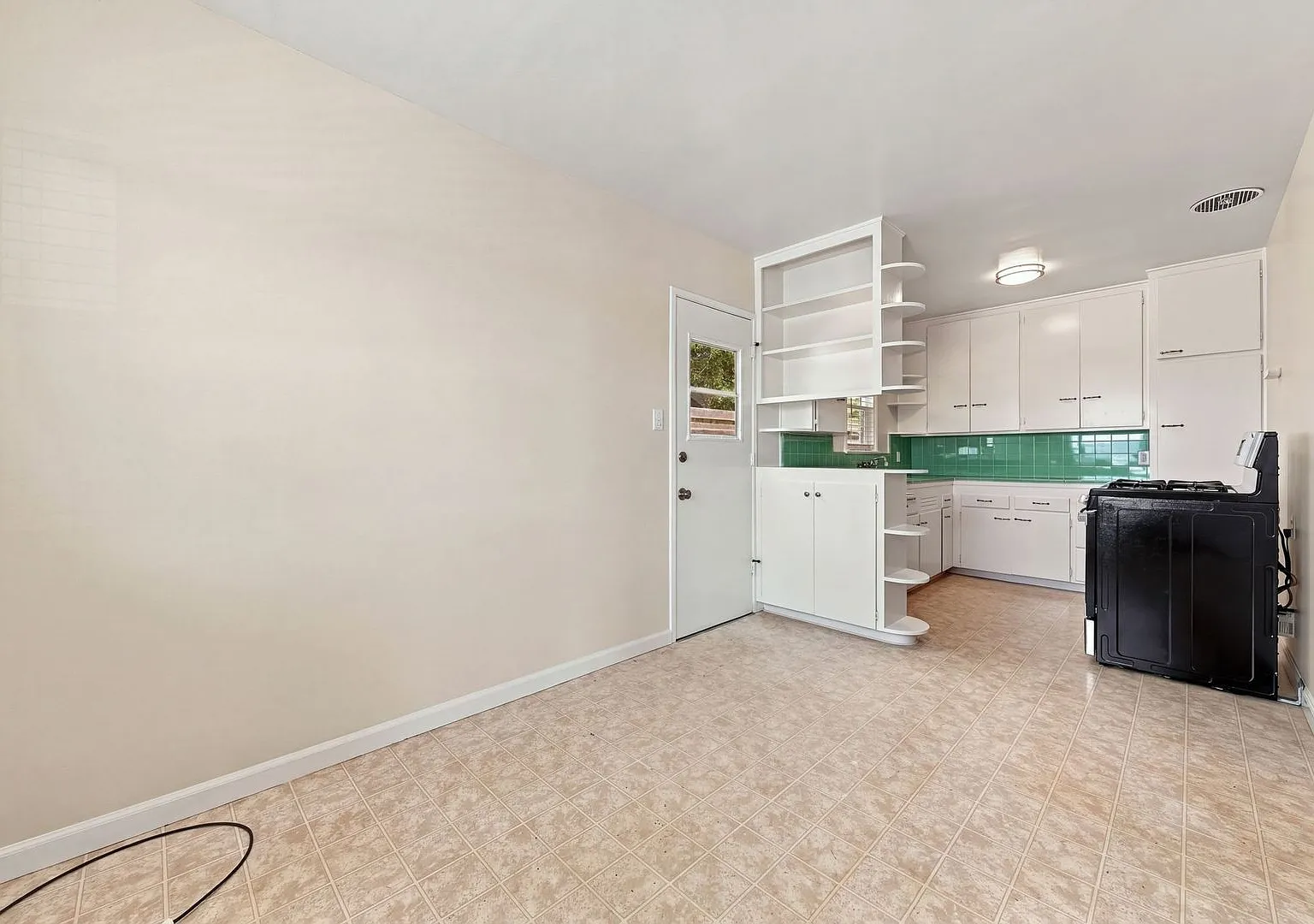 715 Ocean Avenue Seal Beach — Photo 4