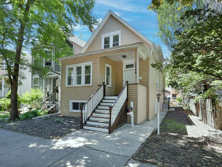 3846 N Troy St #2 — Photo 9