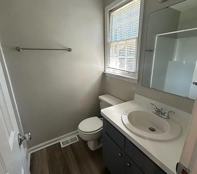 50 Monica Dr — Photo 18