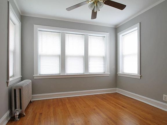 3rd image of 1164 1/2 S Oak Park Ave APT 2