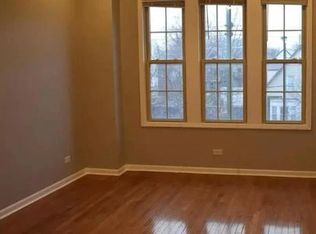 3727 N Ashland Ave #2E, Chicago, IL 60613