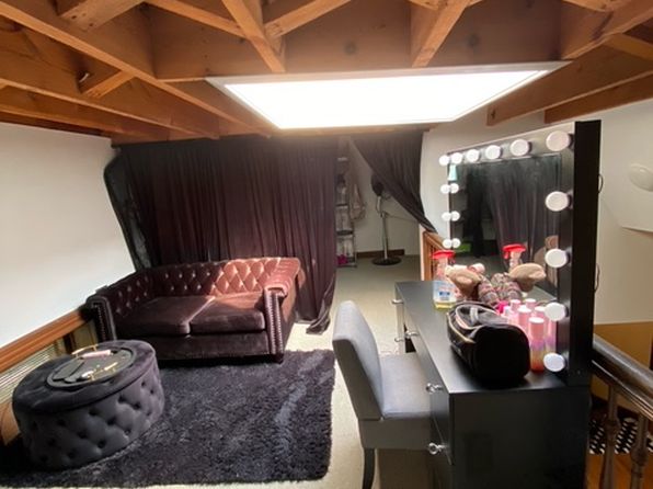 2023 N Kenmore Ave APT 2F