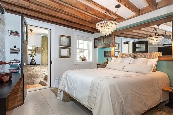 Rented by Brown Harris Stevens | media 9