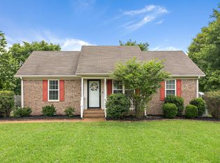 111 Ridgewood Dr, Portland, TN 37148