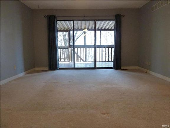 5th image of 2331 Seven Pines Dr Unit 2