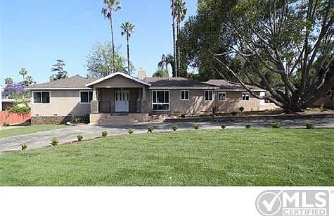 1st image of 9190 Fletcher Dr