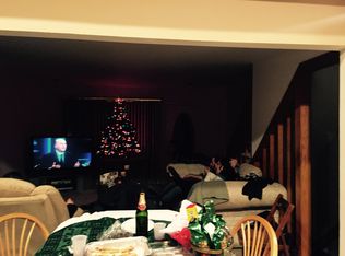 48 Woodlot Rd, Ridge, NY 11961