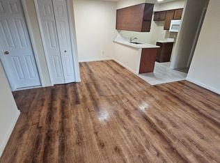 16430 Clarkson Dr, Fraser, MI 48026