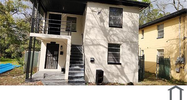1st image of 1451 W 21st St