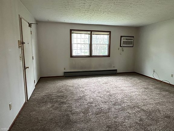 Livingroom - 2023-05-09T105713.105