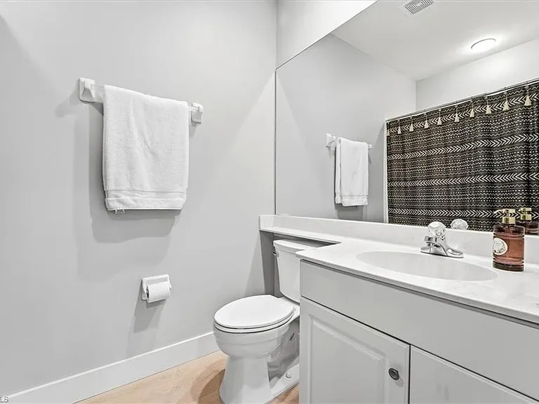 8259 Parkstone Pl #202 — Photo 22
