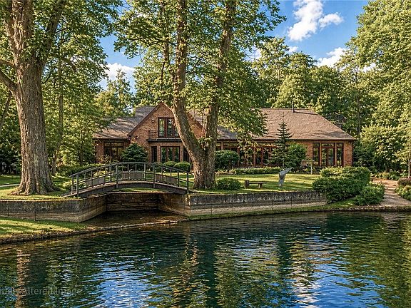 2nd image of 4331 Tichenor Point Dr