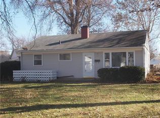 3912 N Park Dr, Belleville, IL