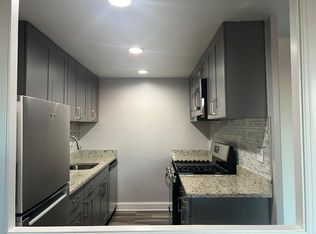 4600 Duke St APT 727, Alexandria, VA 22304