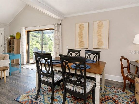 4th image of 1802 Chamberlin St #2