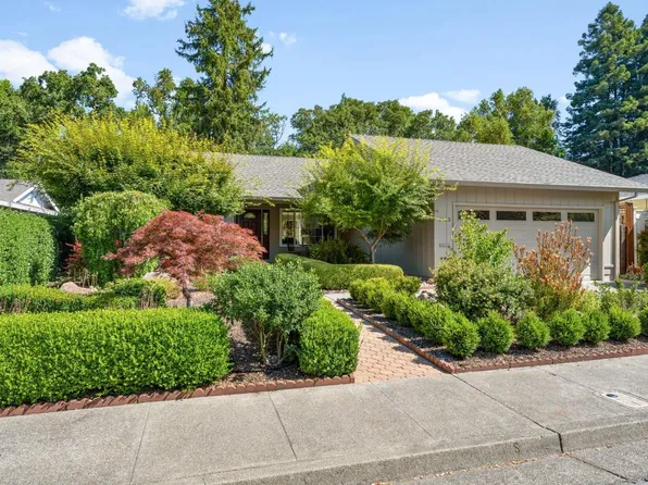 6433 Meadow Creek Lane, Santa Rosa, CA 95409