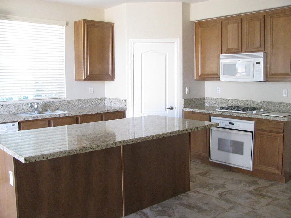 1st image of 29880 Cottonwood Cove Dr