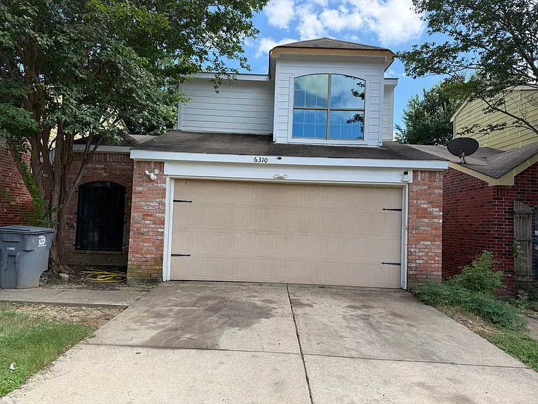 6310 Benavides Dr — Photo 1