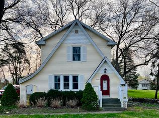 12102 Rupp Rd, Grand Ledge, MI 48837