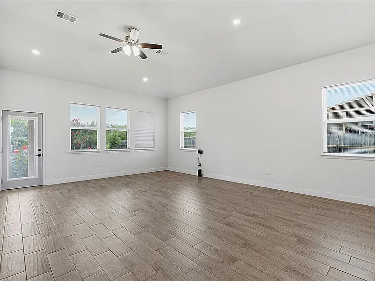 112 Margarita Dr — Photo 12