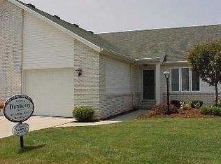 4323 Townhouse Dr #C, Oregon, OH 43616