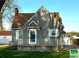 3000 Isabella St, Sioux City, IA 51103