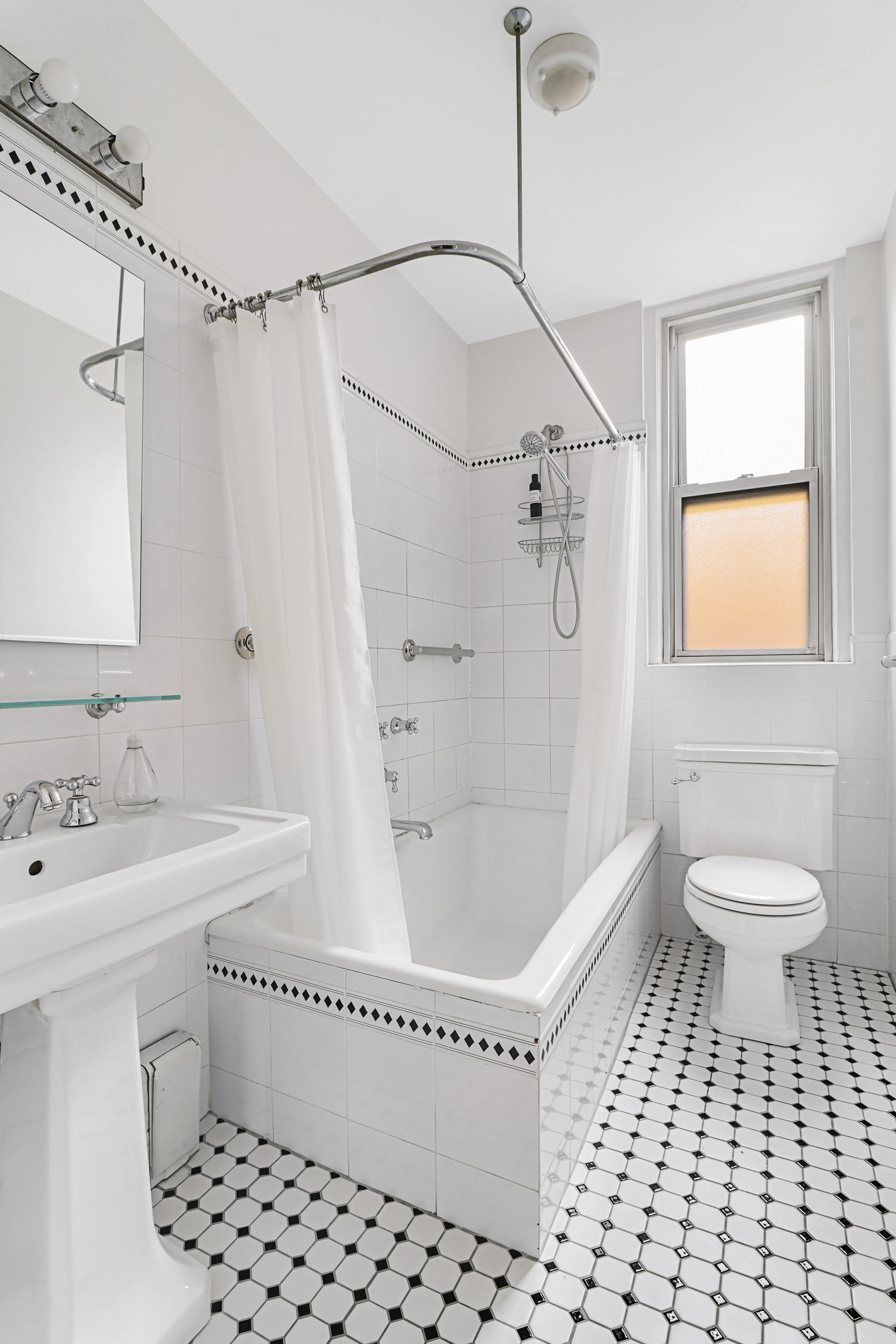 390 Riverside Drive #7B in Morningside Heights, Manhattan | StreetEasy