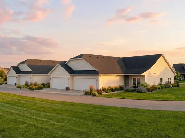 425 Ford St E, Northfield, MN 55057