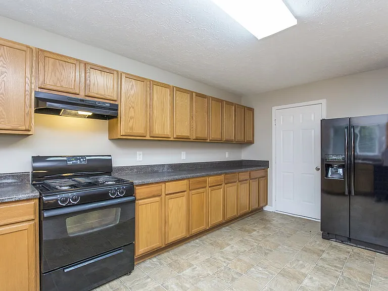 130 Sugar Berry Pl — Photo 5