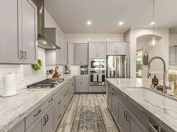 2941 S JEFFRY Street, Gilbert, AZ 85295