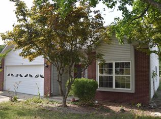 1109 W Pine Meadows Dr, Bloomington, IN 47403