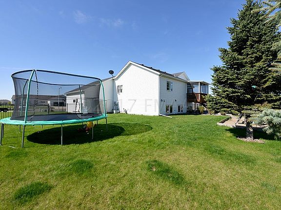 5th image of 700 41st Ave S