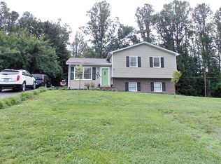 153 Scarlet Ln, Mount Airy, NC 27030