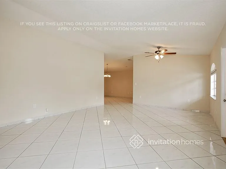 16440 SW 144th Ave — Photo 2