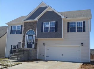 81 Fox Xing #81, Clarksville, TN 37040