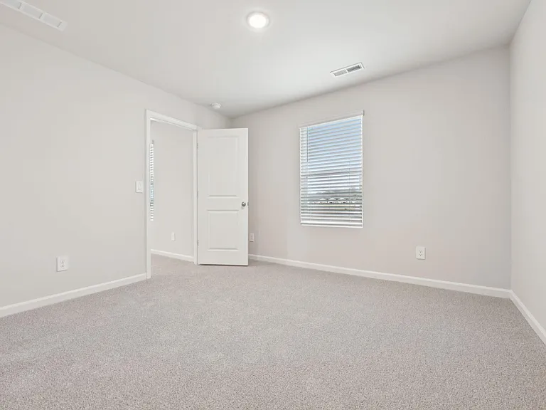 1041 Saint Lawrence Dr — Photo 26