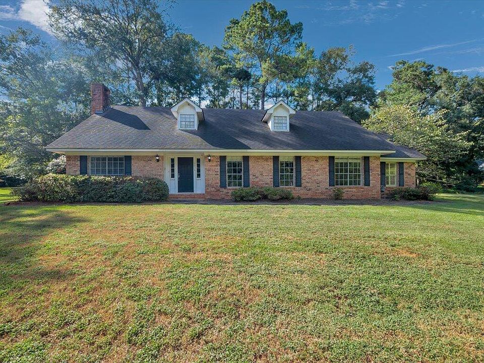 1st image of 3035 E Starr Ave