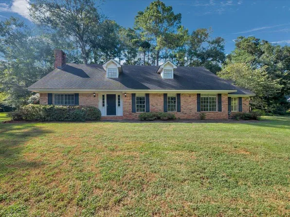3035 E Starr Ave, Nacogdoches, TX 75961