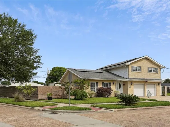 2300 Ventura Dr, Chalmette, LA 70043