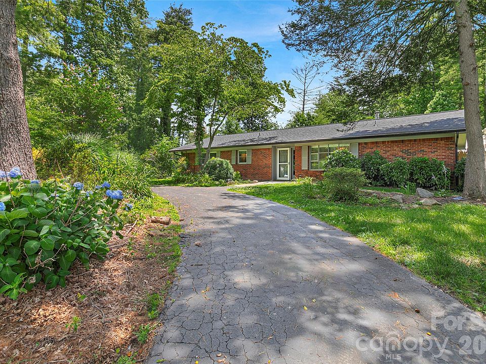 1st image of 138 Surry Ln