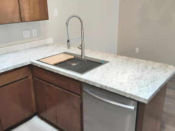 5th image of 4218 W John Day Pl