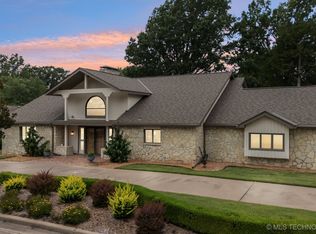 2505 Glynnwood Dr, Bartlesville, OK 74006