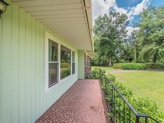 4th image of 19174 Atomic Rd