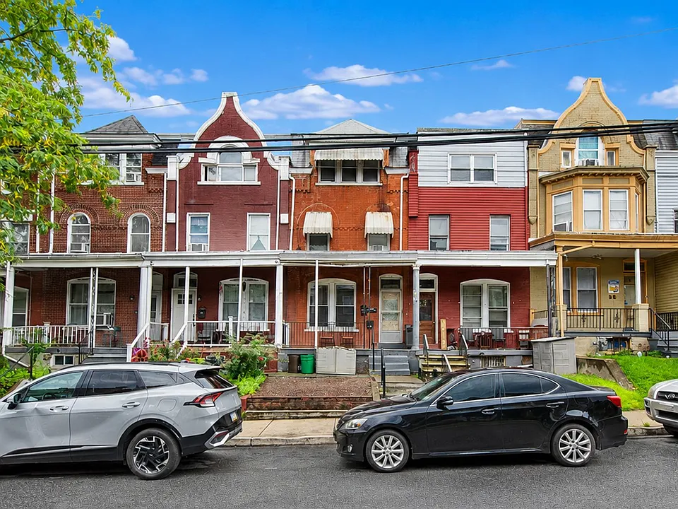 32 S Franklin St